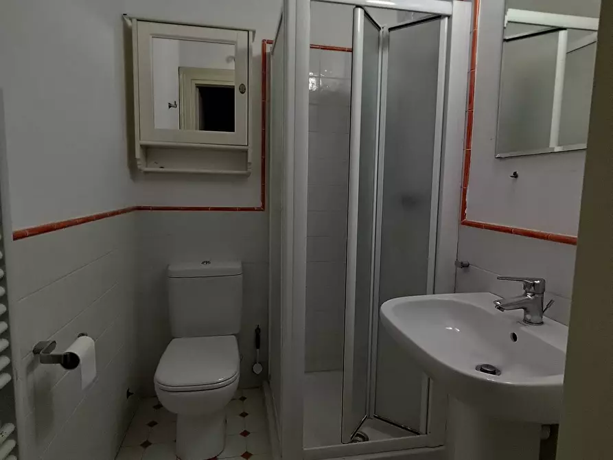 Immagine 39 di Appartamento in affitto  in via GRUMI a Corte Franca