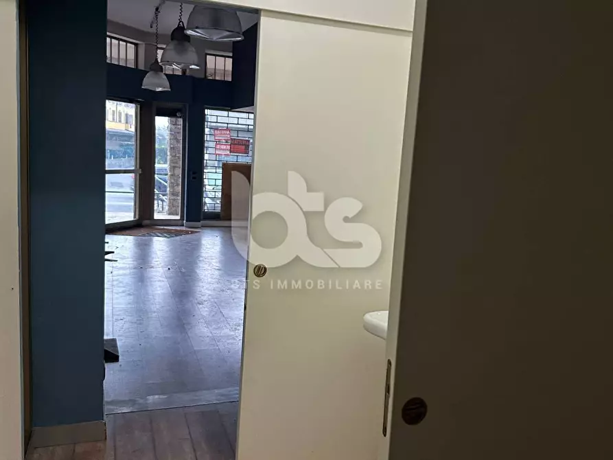 Immagine 7 di Locale commerciale in vendita  in Via Provinciale valle 23N a Adrara San Martino