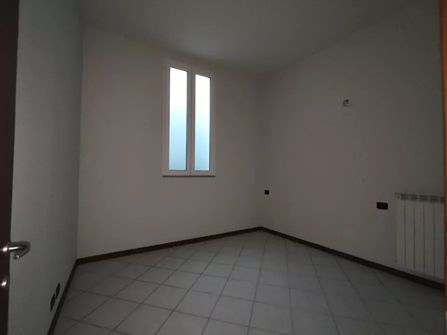 Immagine 9 di Appartamento in affitto  in via soldini 9 a Adrara San Martino