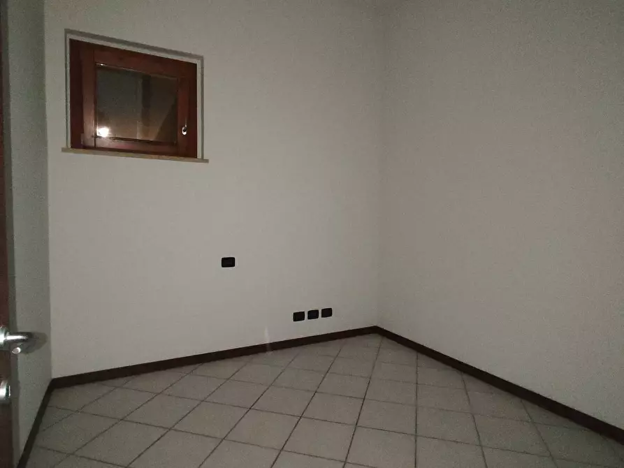 Immagine 7 di Appartamento in affitto  in via soldini 9 a Adrara San Martino