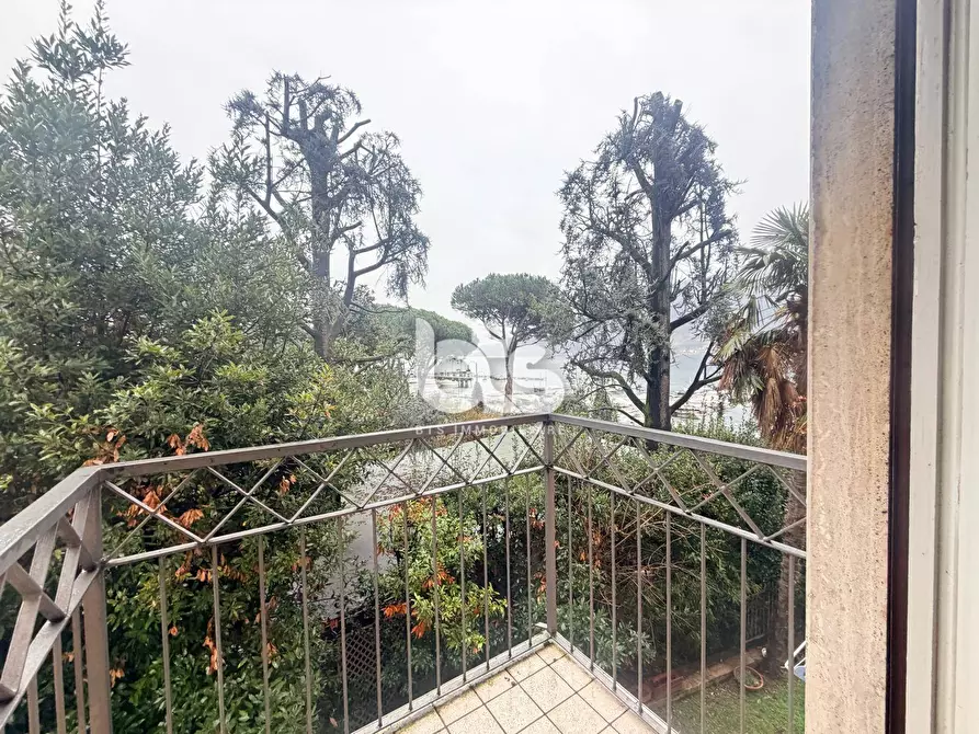 Immagine 9 di Appartamento in vendita  in lungolago garibaldi a Adrara San Martino