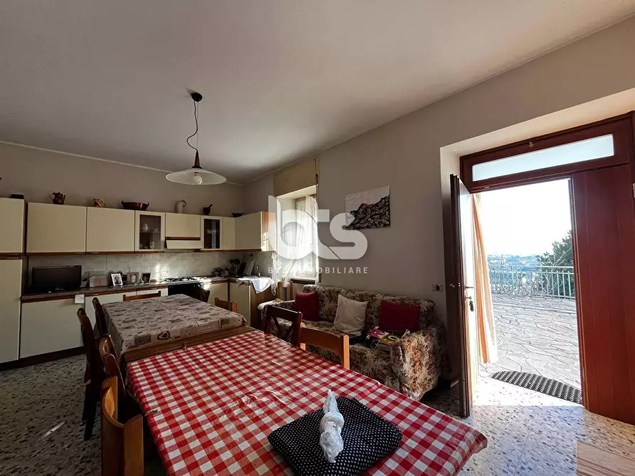 Immagine 3 di Casa indipendente in vendita  in Via Duroni 3 a Grumello Del Monte