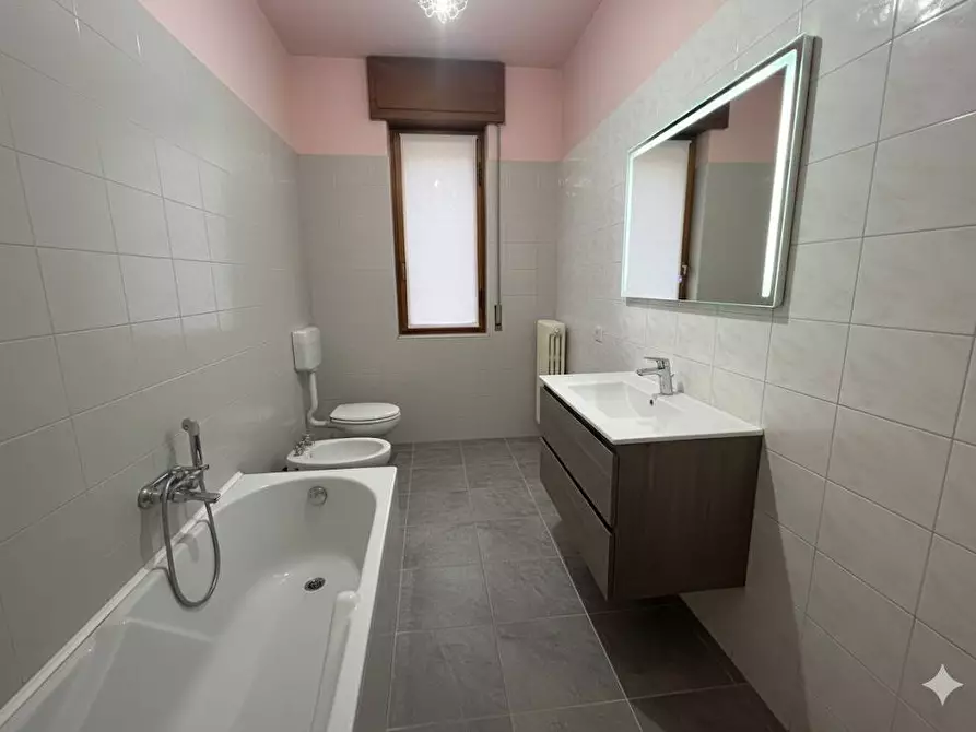 Immagine 8 di Appartamento in vendita  in Via Suardo 28 a Adrara San Martino