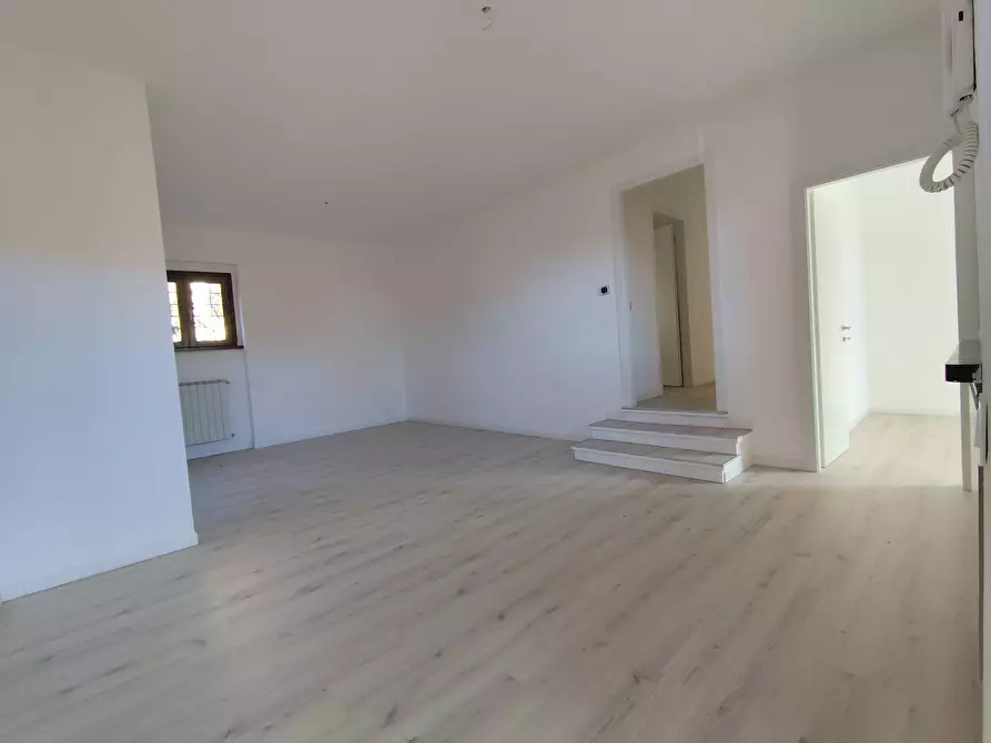 Immagine 4 di Appartamento in affitto  in VIA PELABROCCO 38 a Castelli Calepio