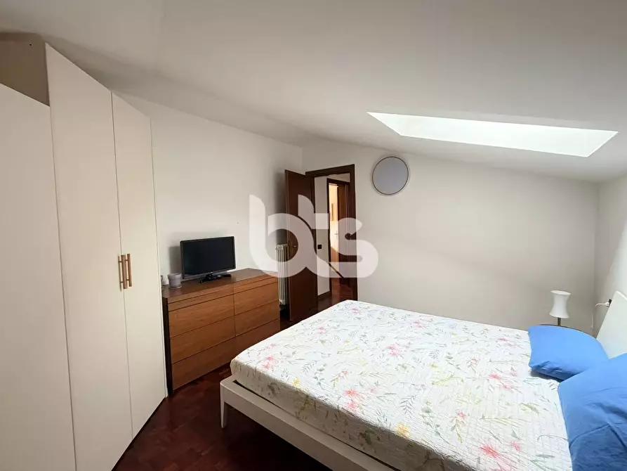 Immagine 15 di Appartamento in vendita  in via vittorio veneto a Adrara San Martino