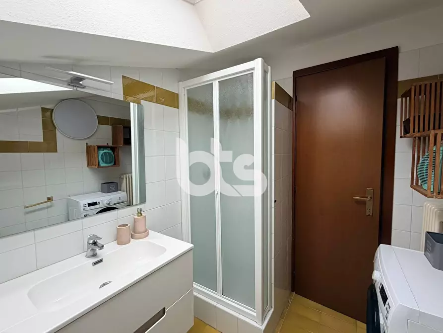 Immagine 12 di Appartamento in vendita  in via vittorio veneto a Adrara San Martino