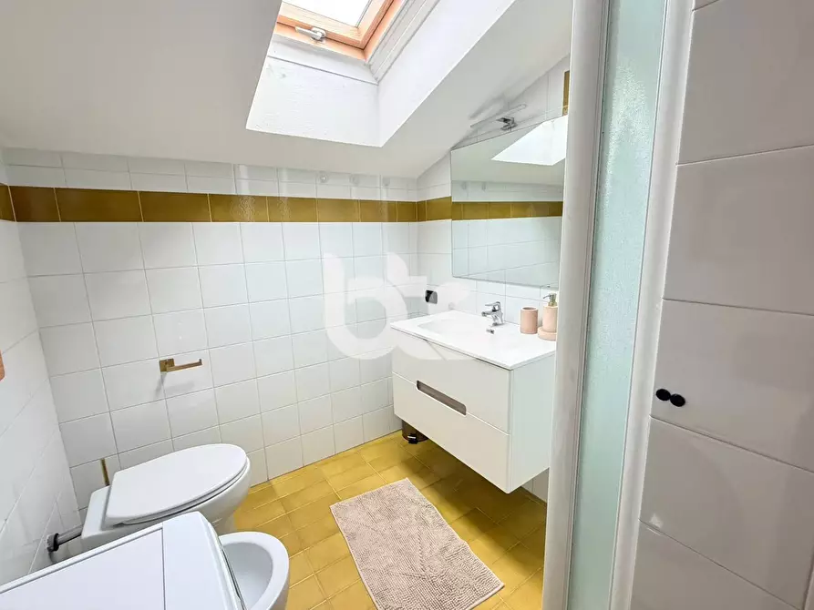 Immagine 14 di Appartamento in vendita  in via vittorio veneto a Adrara San Martino