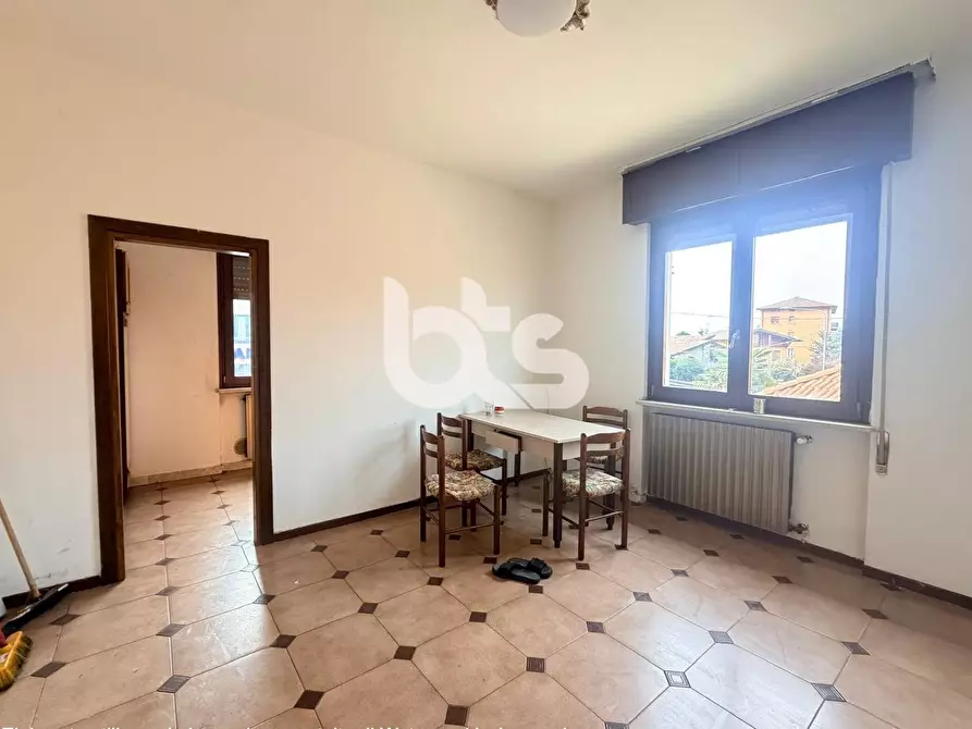 Immagine 5 di Appartamento in vendita  in via roma a Adrara San Martino