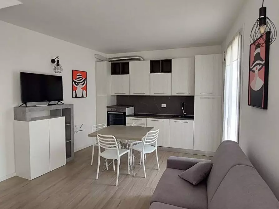 Immagine 1 di Appartamento in affitto  in VIA PIAZZE a Marone