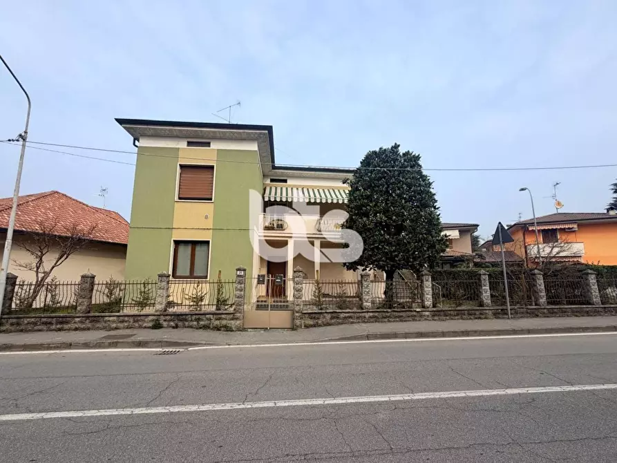 Immagine 20 di Appartamento in vendita  in via roma a Adrara San Martino