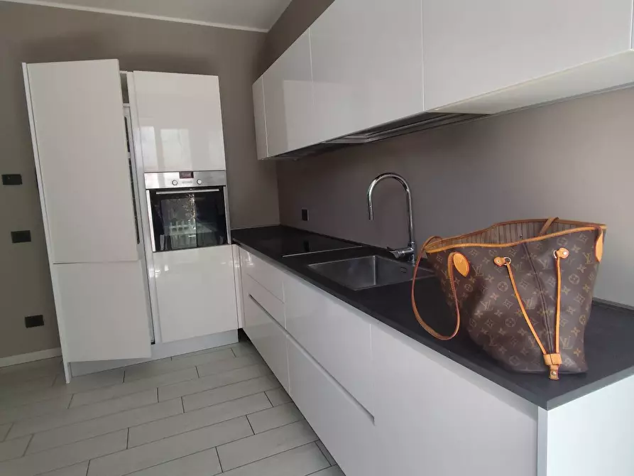 Immagine 2 di Appartamento in affitto  in VIA SPARTANA a Sarnico