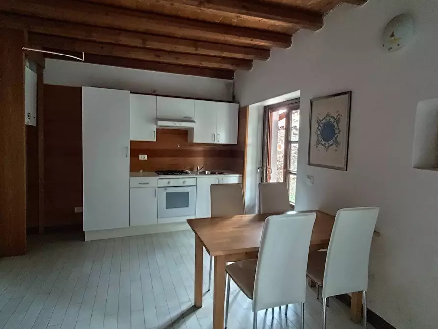 Immagine 4 di Appartamento in affitto  in via grumi a Corte Franca