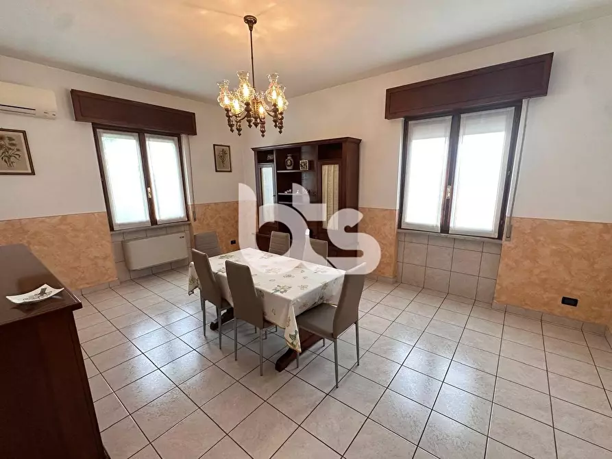 Immagine 1 di Appartamento in vendita  in Via Aldo Moro 11 a Castelcovati