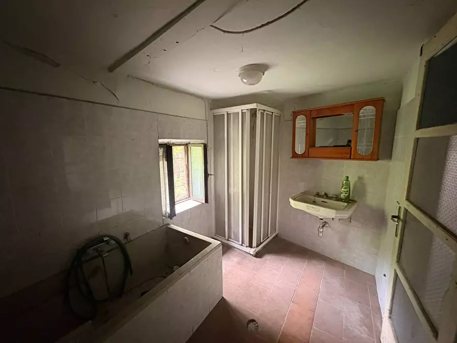 Immagine 7 di Rustico / casale in vendita  in via pezze a Adrara San Martino