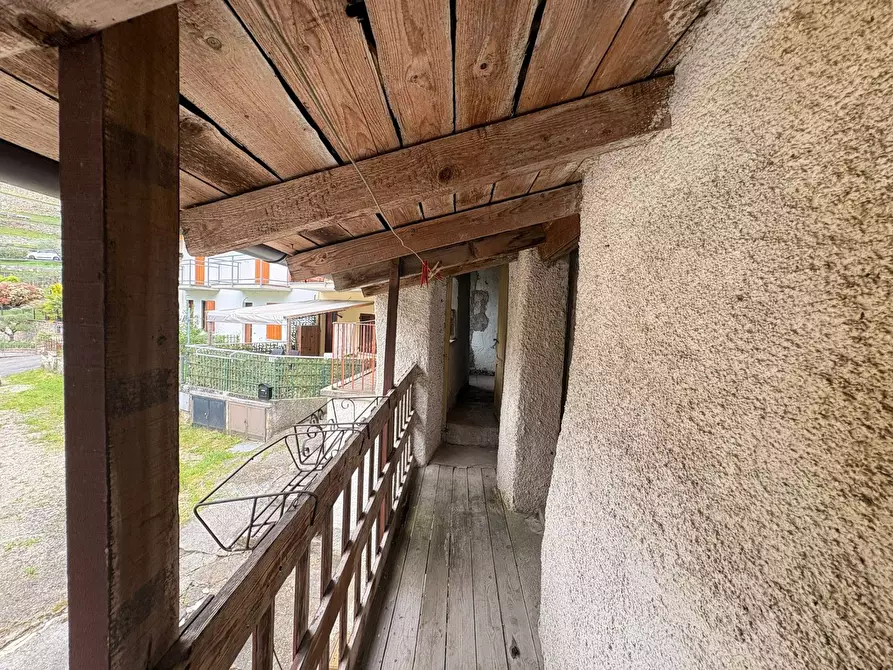 Immagine 15 di Rustico / casale in vendita  in via pezze a Adrara San Martino