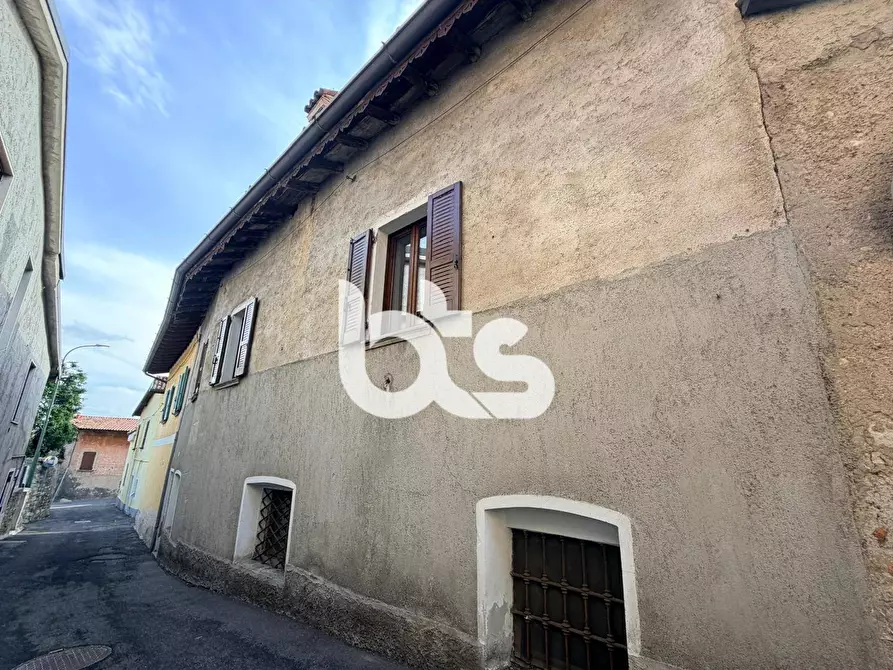 Immagine 1 di Casa semindipendente in vendita  in via giuseppe garibaldi a Provaglio D'iseo
