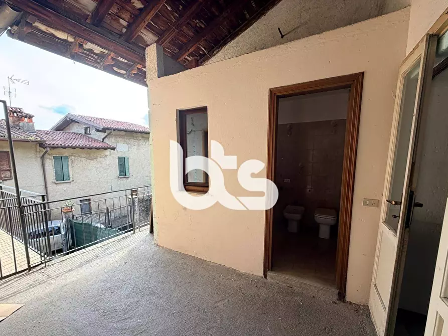 Immagine 8 di Casa semindipendente in vendita  in via giuseppe garibaldi a Provaglio D'iseo