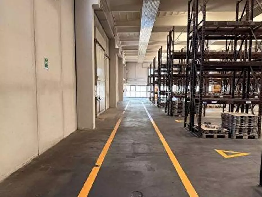 Immagine 4 di Capannone industriale in affitto  in VIA PALAZZOLO a Coccaglio