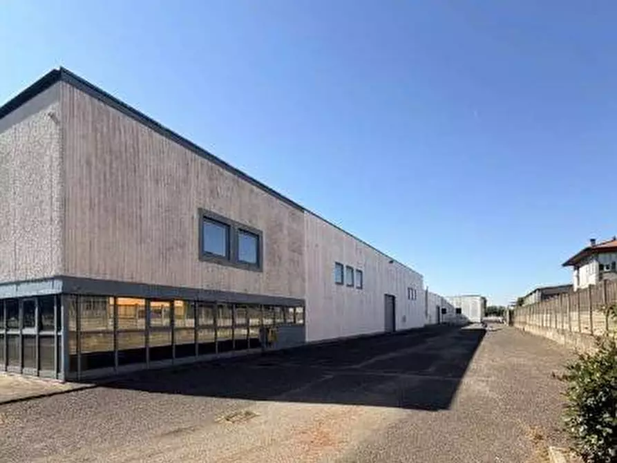Immagine 2 di Capannone industriale in affitto  in VIA PALAZZOLO a Coccaglio