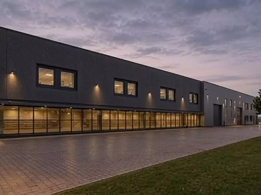 Immagine 1 di Capannone industriale in affitto  in VIA PALAZZOLO a Coccaglio