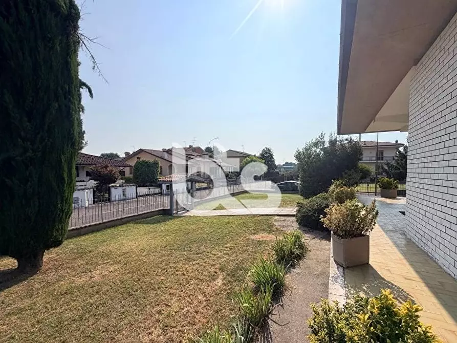 Immagine 36 di Casa indipendente in vendita  in via antonio labriola a Bagnolo Mella