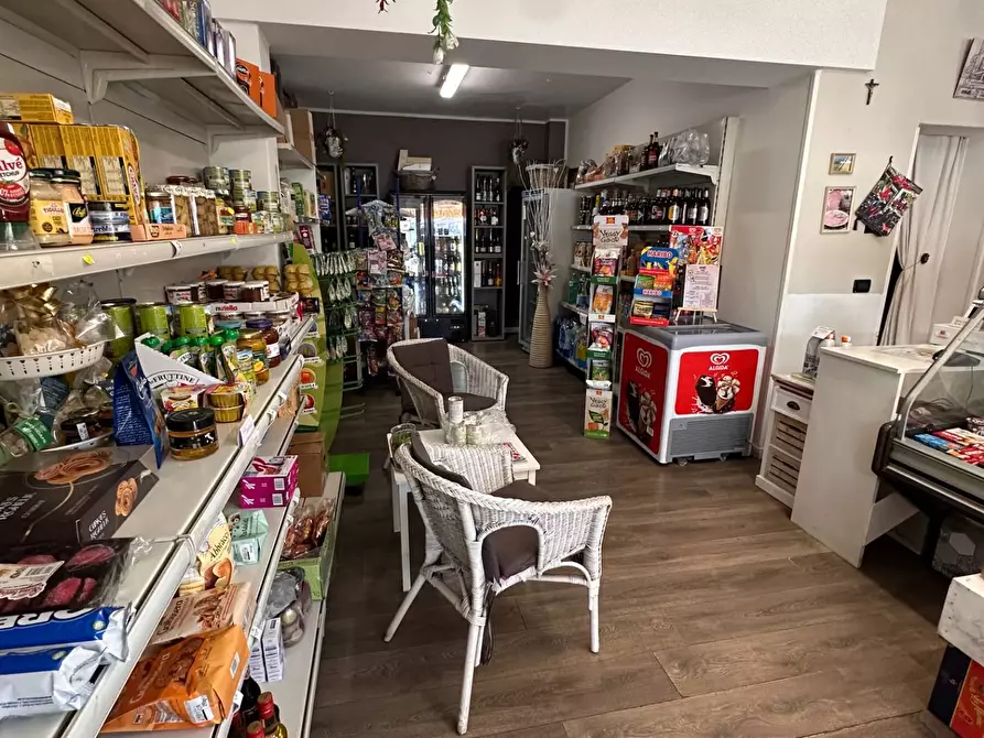 Immagine 2 di Attività commerciale in vendita  in Via Mazzini a Paratico
