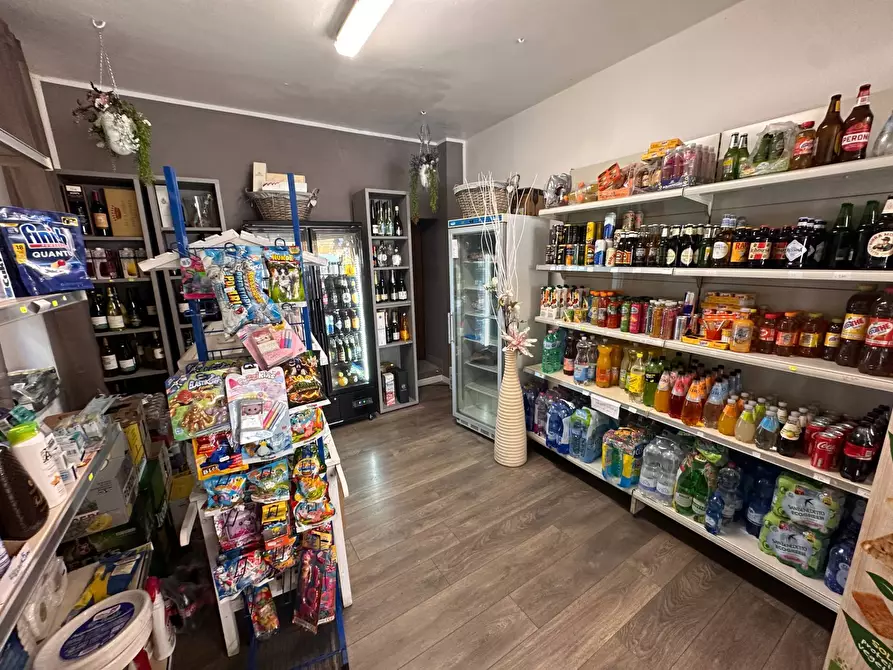 Immagine 6 di Attività commerciale in vendita  in Via Mazzini a Paratico