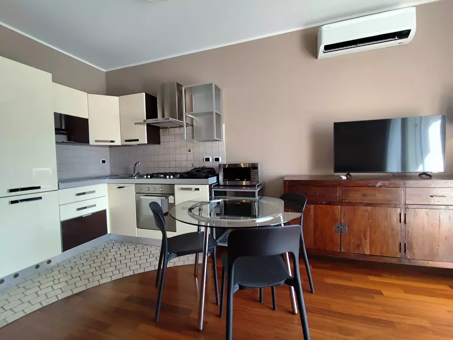 Immagine 3 di Appartamento in affitto  in VIA VITTORIO VENETO a Sarnico