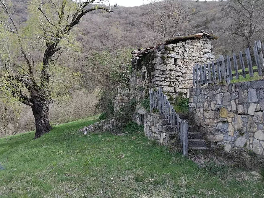 Immagine 11 di Terreno agricolo in vendita  a Adrara San Martino