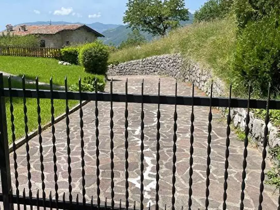 Immagine 2 di Appartamento in affitto  in via san salvatore 15 a Zogno