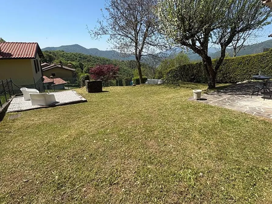 Immagine 16 di Appartamento in affitto  in via san salvatore 15 a Zogno
