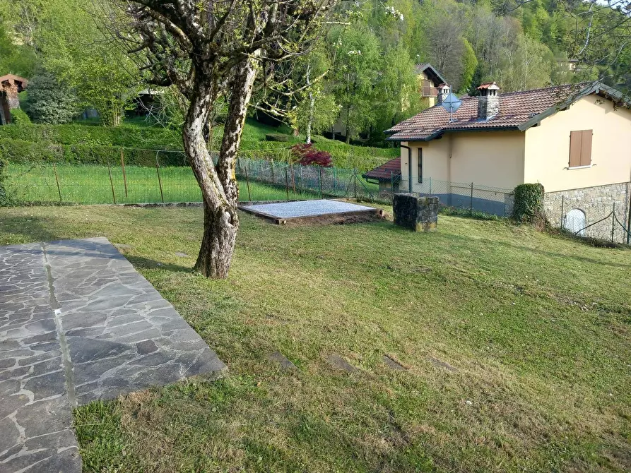 Immagine 17 di Appartamento in affitto  in via san salvatore 15 a Zogno
