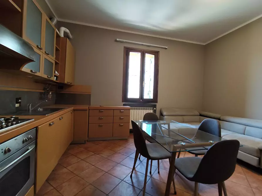 Immagine 2 di Appartamento in vendita  in corso bonomelli a Rovato