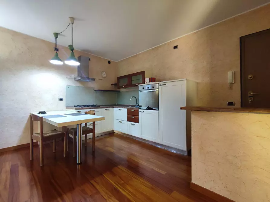 Immagine 3 di Appartamento in vendita  in VIA SCOTTI 7 a Viadanica