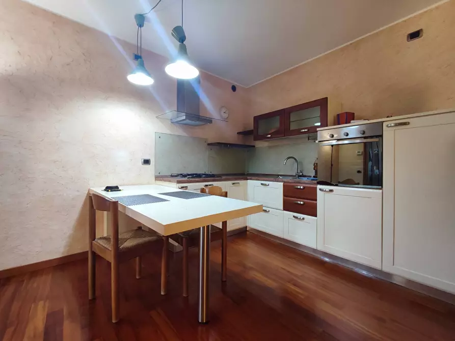 Immagine 6 di Appartamento in vendita  in VIA SCOTTI 7 a Viadanica