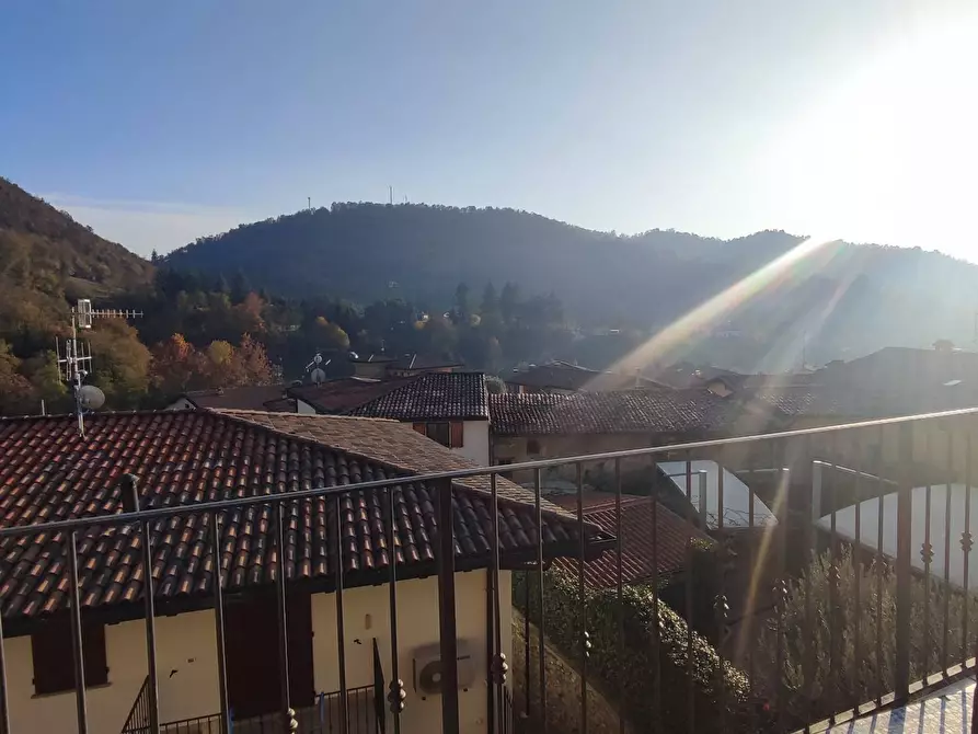 Immagine 17 di Appartamento in vendita  in VIA SCOTTI 7 a Viadanica