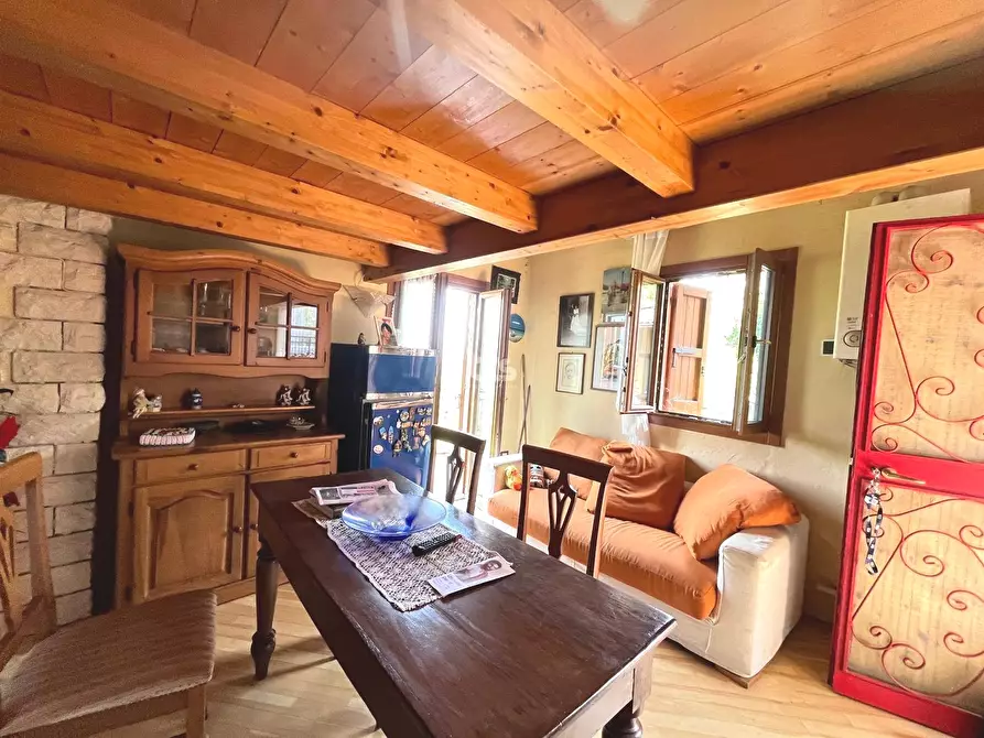 Immagine 4 di Appartamento in vendita  in via bossoletti 41 a Adrara San Martino