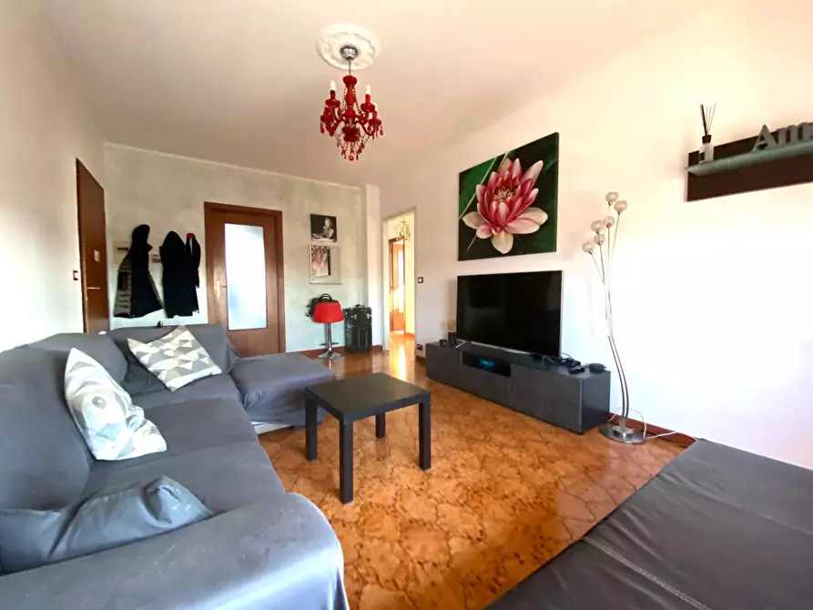 Immagine 1 di Appartamento in vendita  in Via Lunga a Villastellone
