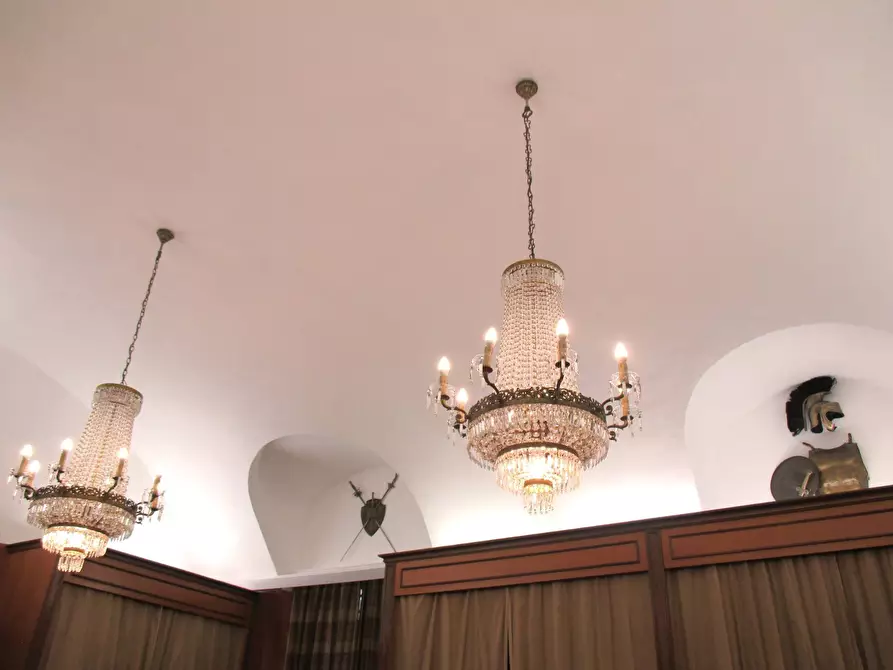 Immagine 2 di Locale commerciale in affitto  in corso giacomo matteotti a Jesi