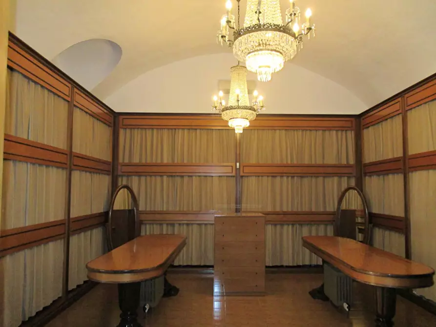 Immagine 3 di Locale commerciale in affitto  in corso giacomo matteotti a Jesi