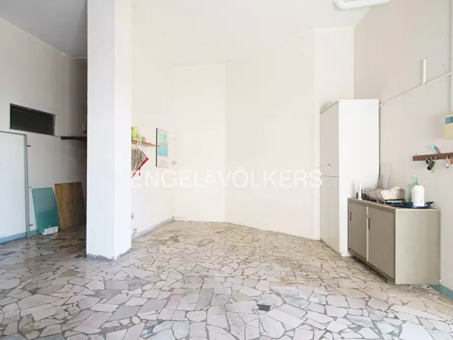 Immagine 44 di Palazzo in vendita  in Via Crisologo 44 a Pescara