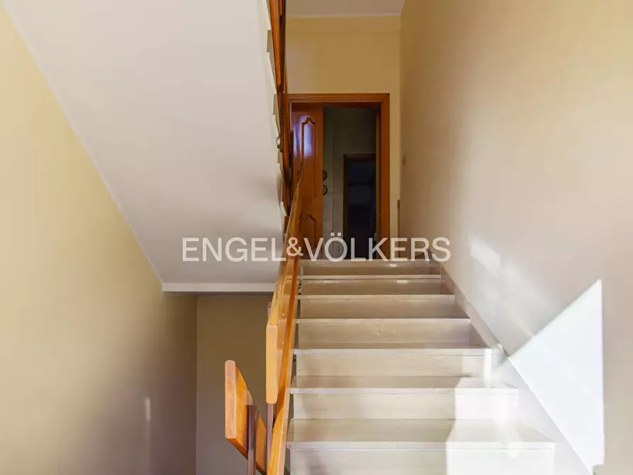 Immagine 22 di Palazzo in vendita  in Via Crisologo 44 a Pescara