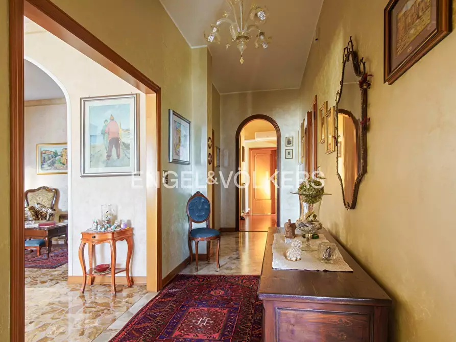 Immagine 6 di Palazzo in vendita  in Via Crisologo 44 a Pescara