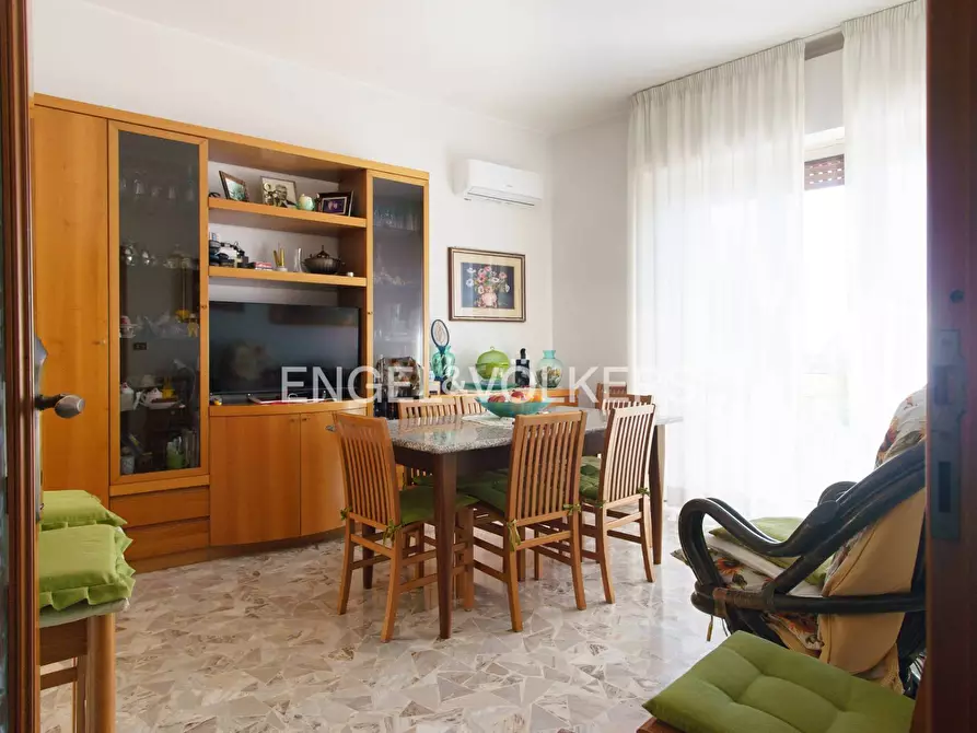 Immagine 8 di Palazzo in vendita  in Via Crisologo 44 a Pescara