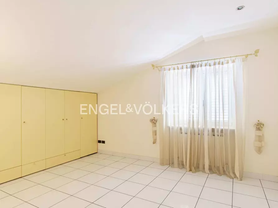 Immagine 30 di Palazzo in vendita  in Via Crisologo 44 a Pescara