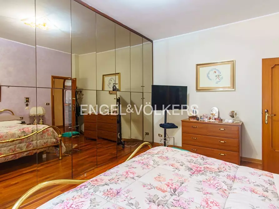 Immagine 11 di Palazzo in vendita  in Via Crisologo 44 a Pescara