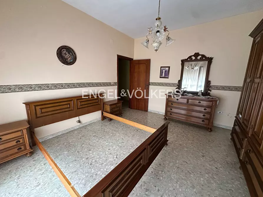 Immagine 19 di Locale commerciale in vendita  in via santa lucia snc a Silvi