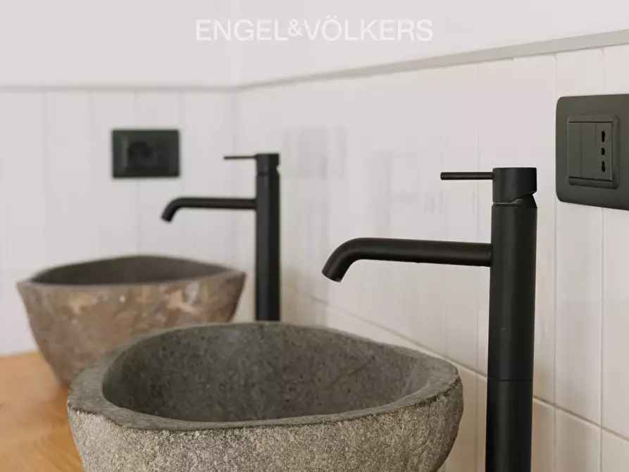 Immagine 15 di Villa in vendita  in Contrada Fonte Signora a Petacciato