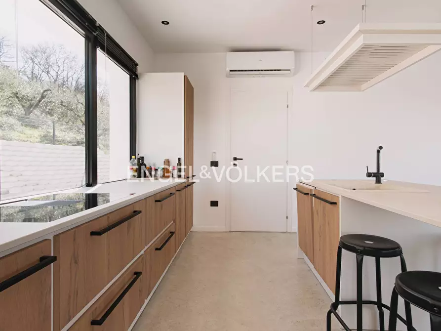 Immagine 3 di Villa in vendita  in Contrada Fonte Signora a Petacciato