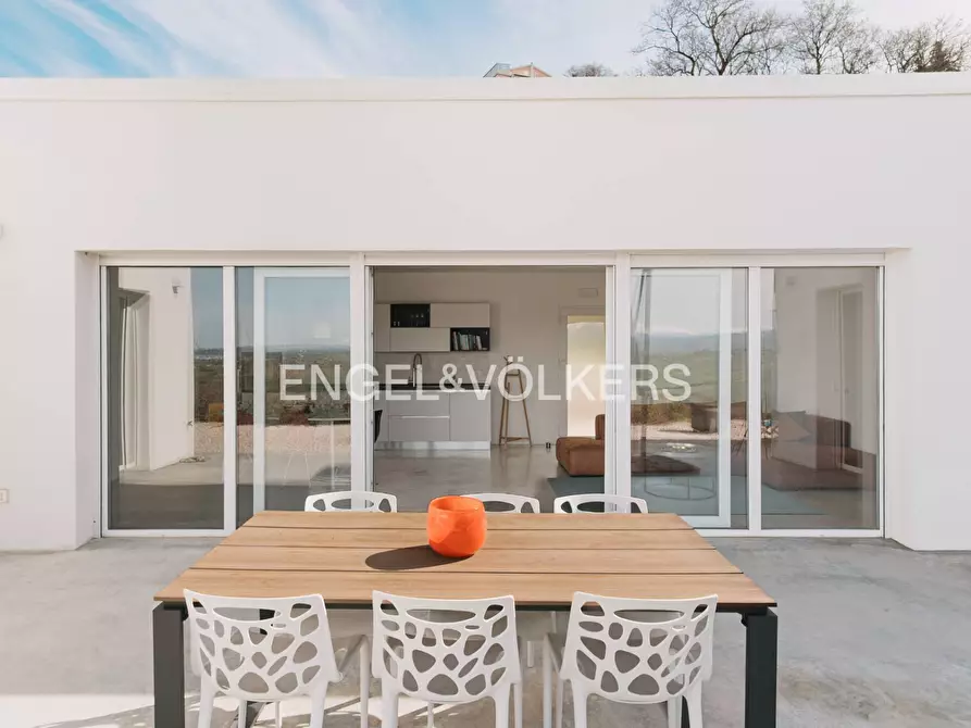 Immagine 26 di Villa in vendita  in Contrada Fonte Signora a Petacciato